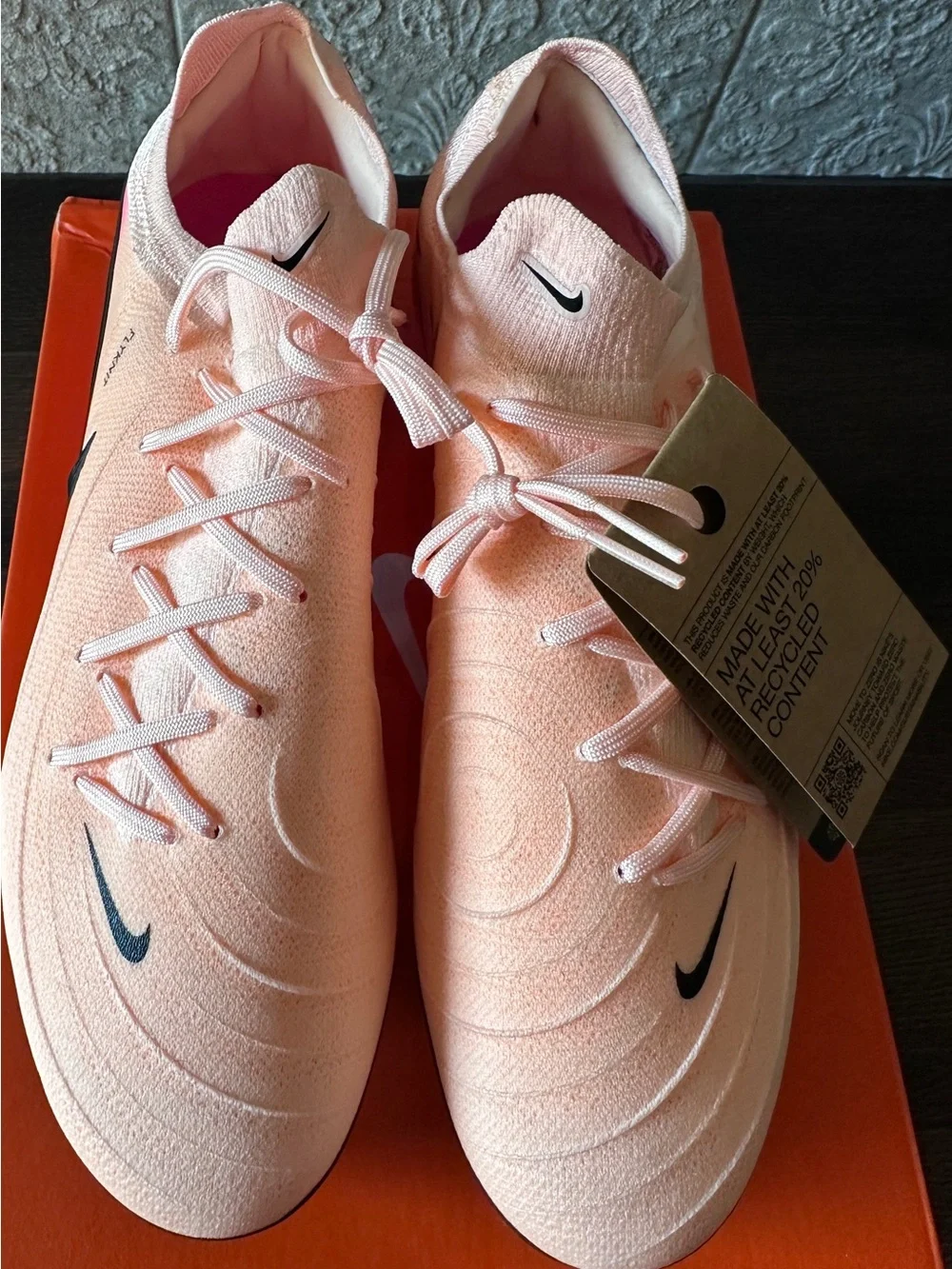 Nike Phantom GX 2 Pro, Size 10 Brand New Soccer Cleates